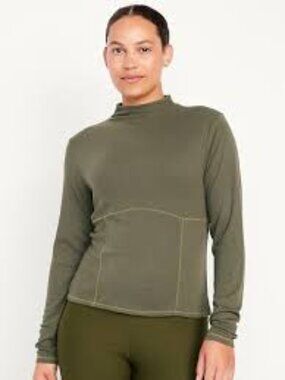 Old Navy Ultralite Mock Active Top